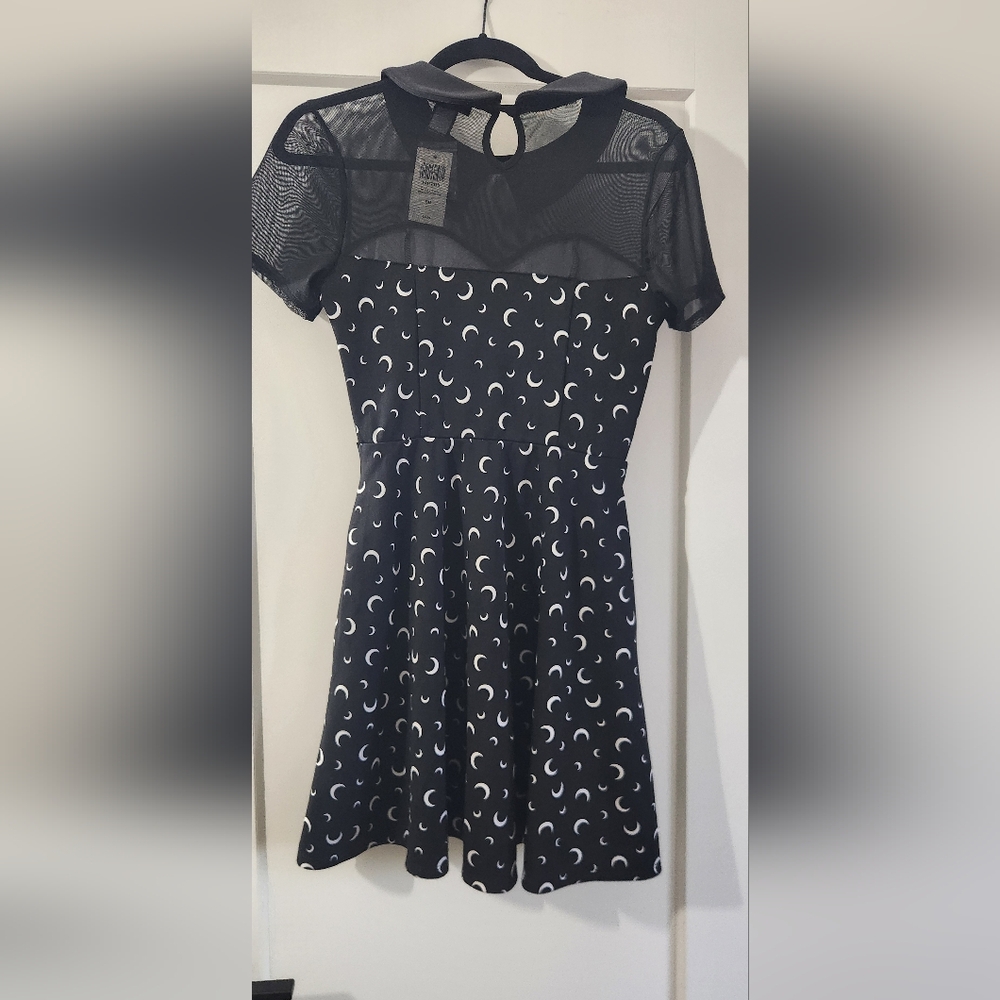 Black Hot Topic Crescent Print Dress - Picture 4 of 4